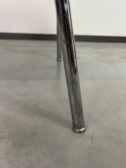 Pamono Mid-Century Modern Tubular Steel Chair by Jozsef Peresztegi, 1970s Outlet