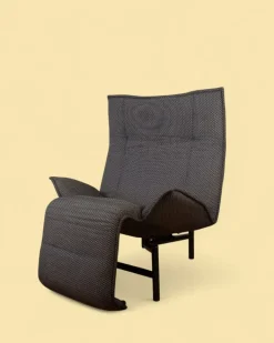 Pamono Mid-Century Modern Veranda Lounge Chair attributed to Vico Magistretti for Cassina, Italy, 1983 Sale