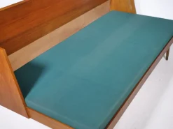 Pamono Mid-Century Teak Daybed, 1960s Outlet