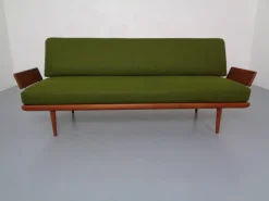 Pamono Minerva Teak & Kvadrat Hallingdal Daybed / Sofa by Peter Hvidt & Orla Mølgaard Nielsen for France & Son, Denmark, 1950s Clearance