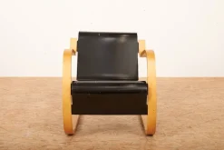 Pamono Model 31 Cantilever Chair in Molded Birch & Plywood by Alvar Aalto for Wohnbedarf, 1932 Outlet