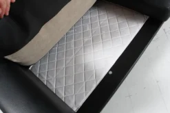 Pamono Model 236/3 3-Seater Sofa in Black Leather and Black Oak attributed to Hans J. Wegner for Getama Outlet