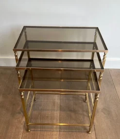 Pamono Neoclassical Brass Nesting Tables by Maison Ramsay, Set of 3 Outlet
