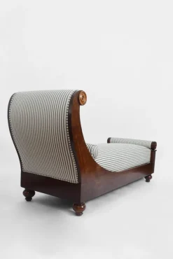 Pamono Neoclassical Mahogany Daybed, 19th Century