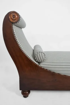 Pamono Neoclassical Mahogany Daybed, 19th Century