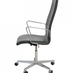 Pamono Oxford Chair in Black Essential Leather by Arne Jacobsen, 2000s Hot