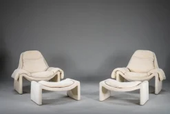 Pamono P60 Chairs and Ottomans by Vittorio Introini for Saporiti, 1960s, Set of 4 New