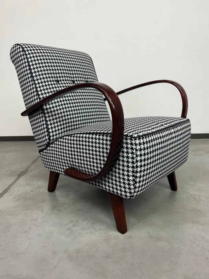 Pamono Pepito Art Deco Armchair by Jindřich Halabala, 1940s Outlet