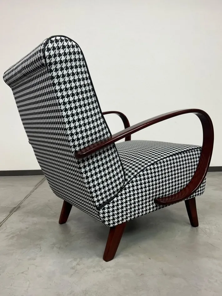 Pamono Pepito Art Deco Armchair by Jindřich Halabala, 1940s Outlet