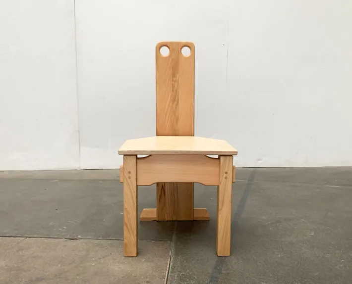 Pamono Postmodern Brutalist Wooden Children Chair, 1990s Outlet