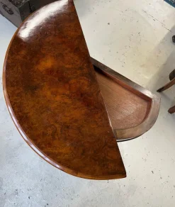 Pamono Queen Victoria Game Table, 19th Century New