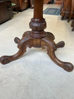 Pamono Queen Victoria Game Table, 19th Century New