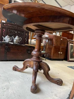 Pamono Queen Victoria Game Table, 19th Century New