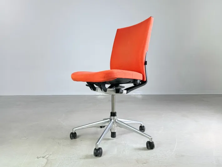 Pamono Red, Blue, Gray & Black Office T-Chair from Vitra Outlet