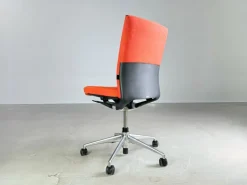 Pamono Red, Blue, Gray & Black Office T-Chair from Vitra Outlet