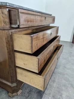 Pamono Restoration Period Chest of Drawers in Mahogany Clearance