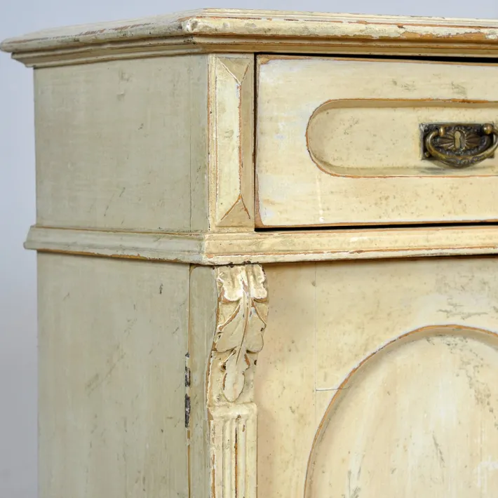 Pamono Rustic Pine Sideboard, 1910s Outlet