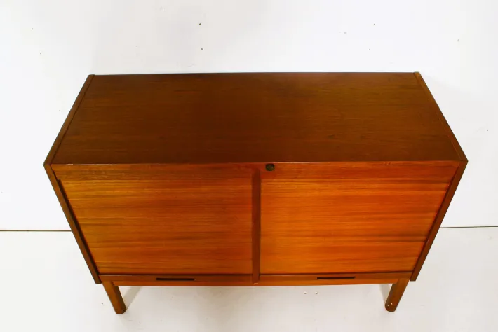 Pamono Scandinavian Vintage Roller Shutter Cabinet, 1970s Outlet