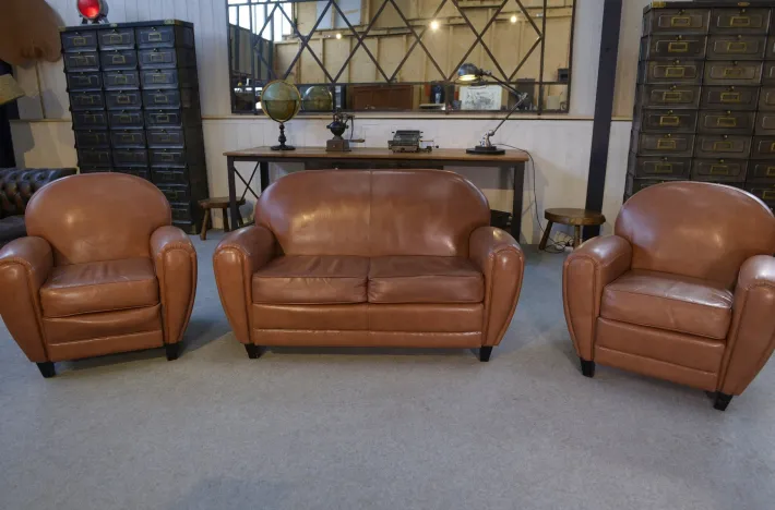 Pamono 2-Seater Sofa and Club Armchairs in Faux Leather, 1980s, Set of 3 Outlet