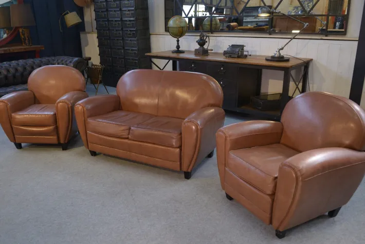 Pamono 2-Seater Sofa and Club Armchairs in Faux Leather, 1980s, Set of 3 Outlet