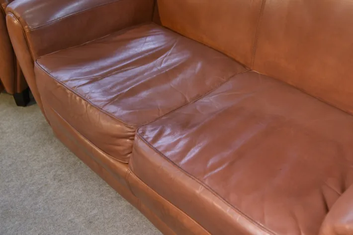 Pamono 2-Seater Sofa and Club Armchairs in Faux Leather, 1980s, Set of 3 Outlet