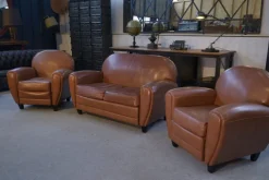 Pamono 2-Seater Sofa and Club Armchairs in Faux Leather, 1980s, Set of 3 Outlet