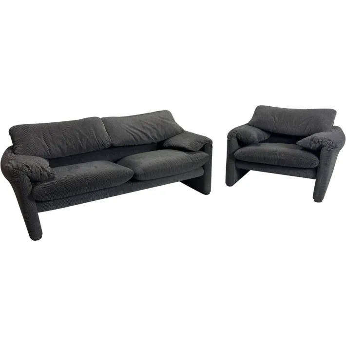 Pamono 2-Seater Sofa and Lounge Chair for Cassina attributed to Vico Magistretti for Cassina, 1970s, Set of 2 Discount