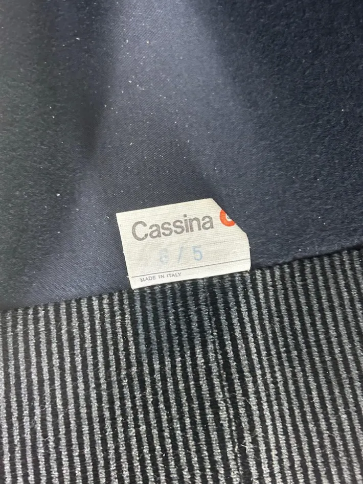 Pamono 2-Seater Sofa and Lounge Chair for Cassina attributed to Vico Magistretti for Cassina, 1970s, Set of 2 Discount