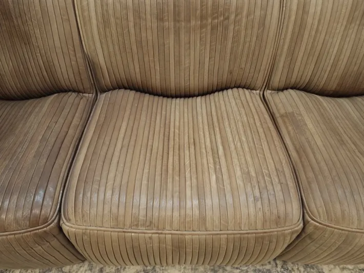 Pamono 3-Seater Sofa, 2-Seater Sofa, Lounge Chair and Pouf in Leather by Ernst Lüthy for de Sede, Set of 4 Sale