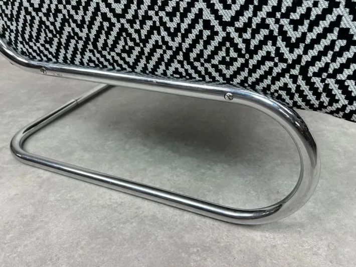 Pamono Set of Bauhaus S 411 Chairs from Thonet, 1940s Outlet