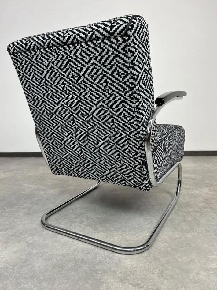 Pamono Set of Bauhaus S 411 Chairs from Thonet, 1940s Outlet