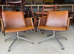 Pamono Set of Bauhaus Style Chairs by Brunner for Knoll, 2013 Sale