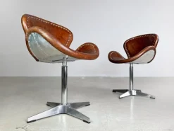 Pamono Set of Brancaster Swivel Leather Accent Swan Chairs from Acme New