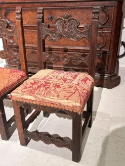 Pamono Set of Carved Children's Chairs, 1600s Hot
