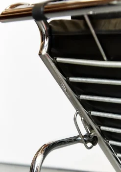 Pamono Set of Genni Chaise Lounge and Ottoman by Gabriele Mucchi for Zanotta, 1970s Online