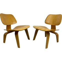 Pamono Set of LCW Lounge Chairs by Charles and Ray Eames, 1960s Sale