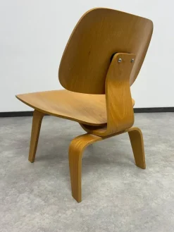 Pamono Set of LCW Lounge Chairs by Charles and Ray Eames, 1960s Sale