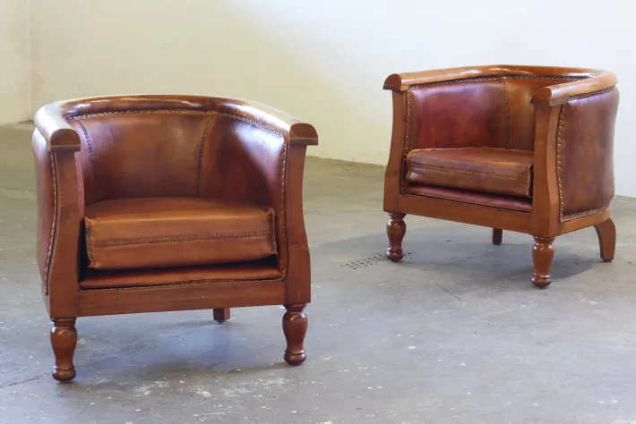 Pamono Set of Vintage Club Chairs in Leather, 1920s