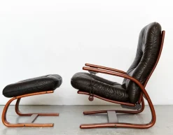 Pamono Set of Vintage Scandinavian Armchair with Ottoman by Arnt Lande for Westnofa, 1970s Hot