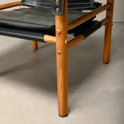 Pamono Sirocco Safari Lounge Chairs in Black Leather and Ash by Arne Norell for Arne Norell AB, Sweden, 1970s, Set of 2 Online