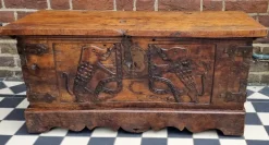 Pamono Small Carved Walnut Coffer, Early 16th Century Outlet