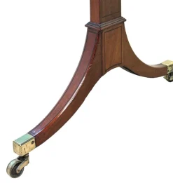 Pamono Small Georgian Side Table in Mahogany, 1800 Discount