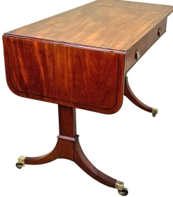 Pamono Small Georgian Side Table in Mahogany, 1800 Discount