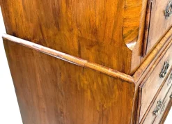 Pamono Small Georgian Walnut Tallboy, 1720 Online