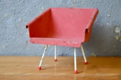 Pamono Small Mid-Century Modern Armchair, 1950s