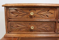 Pamono Small Tiered Child's Desk in Solid Oak, Late 19th Century Online
