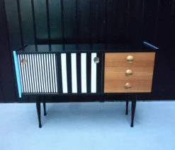 Pamono Small Vintage Chest of Drawers, 1950s