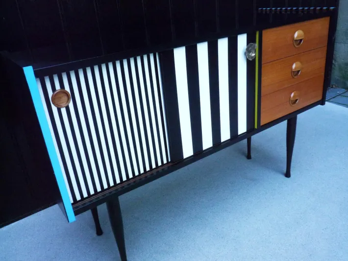Pamono Small Vintage Chest of Drawers, 1950s