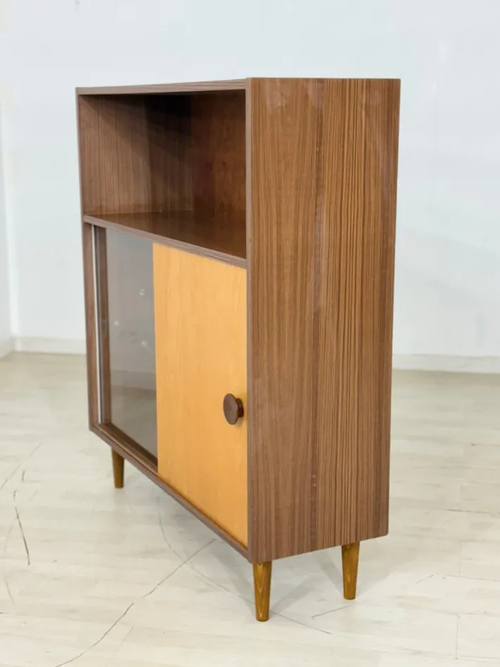 Pamono Small Vintage Highboard in Oak Outlet