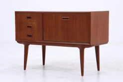 Pamono Small Vintage Teak Sideboard by Omann Jun, 1960s Discount